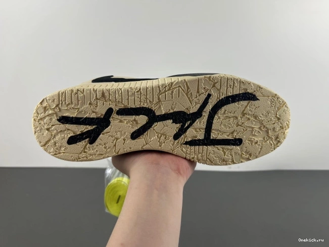 One Kick Jordan FZ8117-102 x Jumpman TR Travis Scott Jack 0729